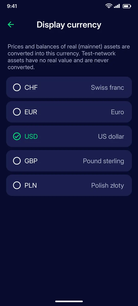 Clevor app screenshot: settings display currency